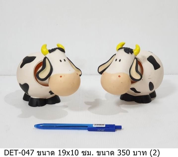 奶牛造型笔筒